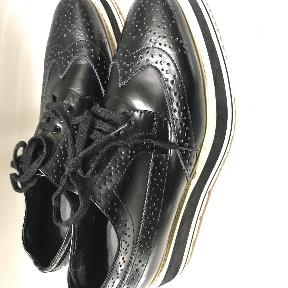 Prada wingtip platform brogues Oxford Black